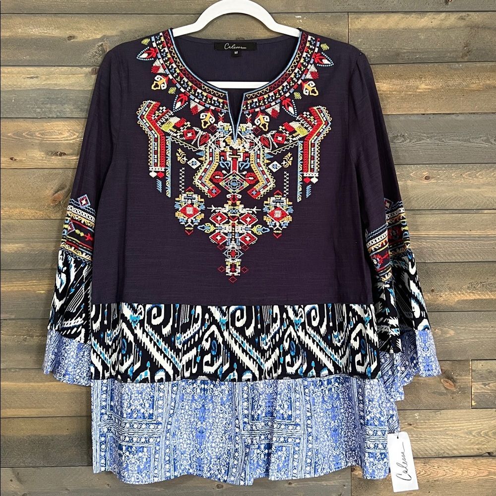 New Calessa Embroidered Boho Tunic Size Medium in Navy/Multi - Picture 2 of 13